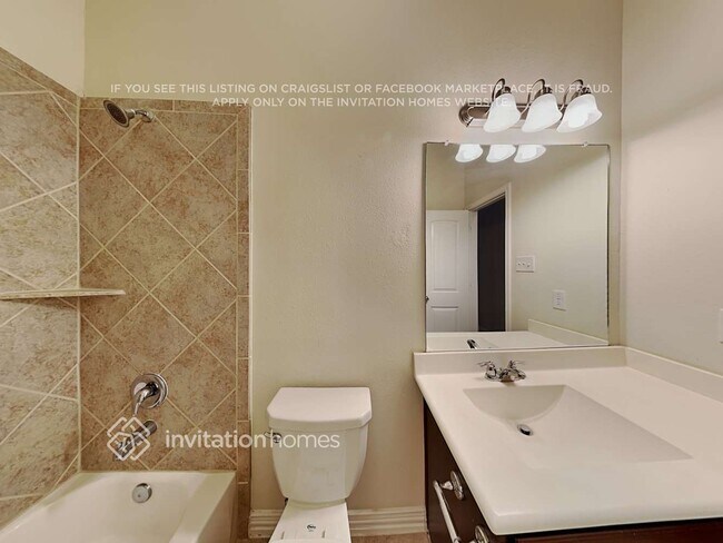 Building Photo - 3302 Clover Trace Dr