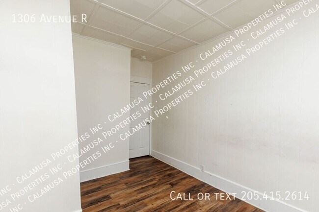 Building Photo - 1306 Avenue R