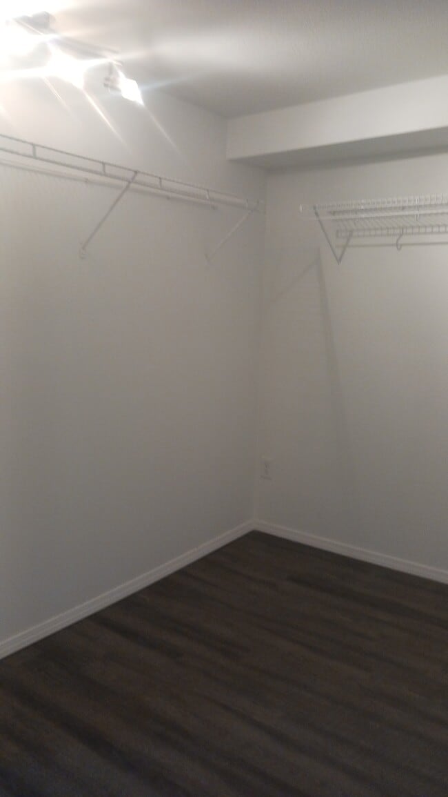 Building Photo - 8759 SE Henderson St