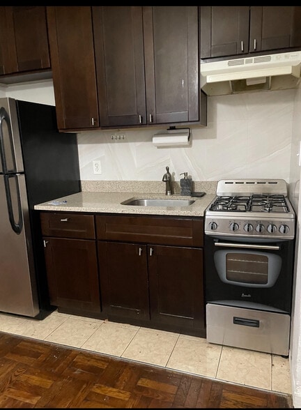 Building Photo - 34-15 74th Street