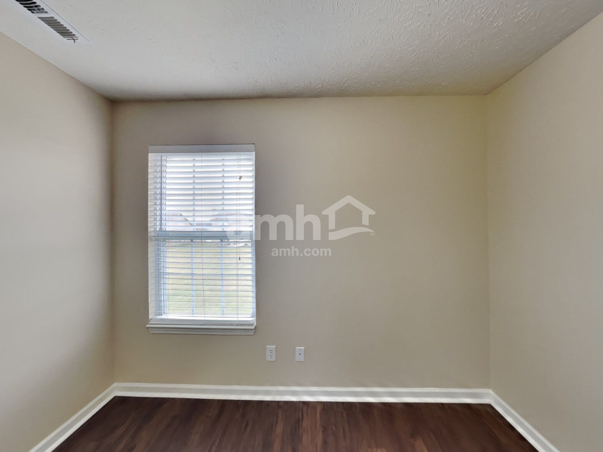 Building Photo - 2488 Liatris Dr