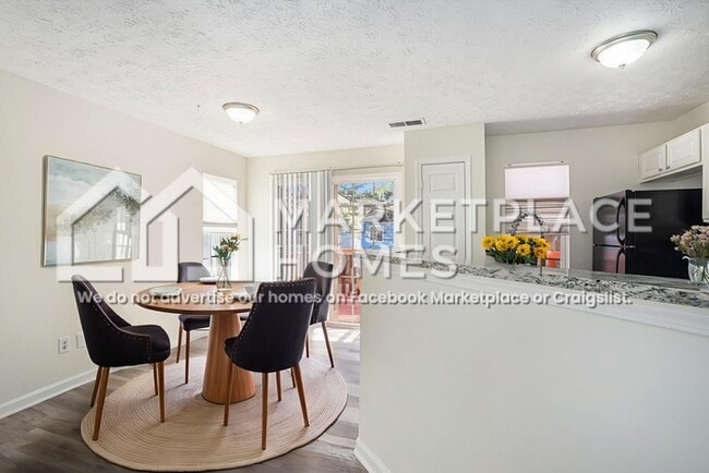 Building Photo - 6519 Charter Way