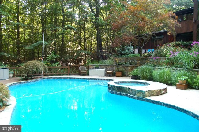 Building Photo - 9728 Swift Creek Ct