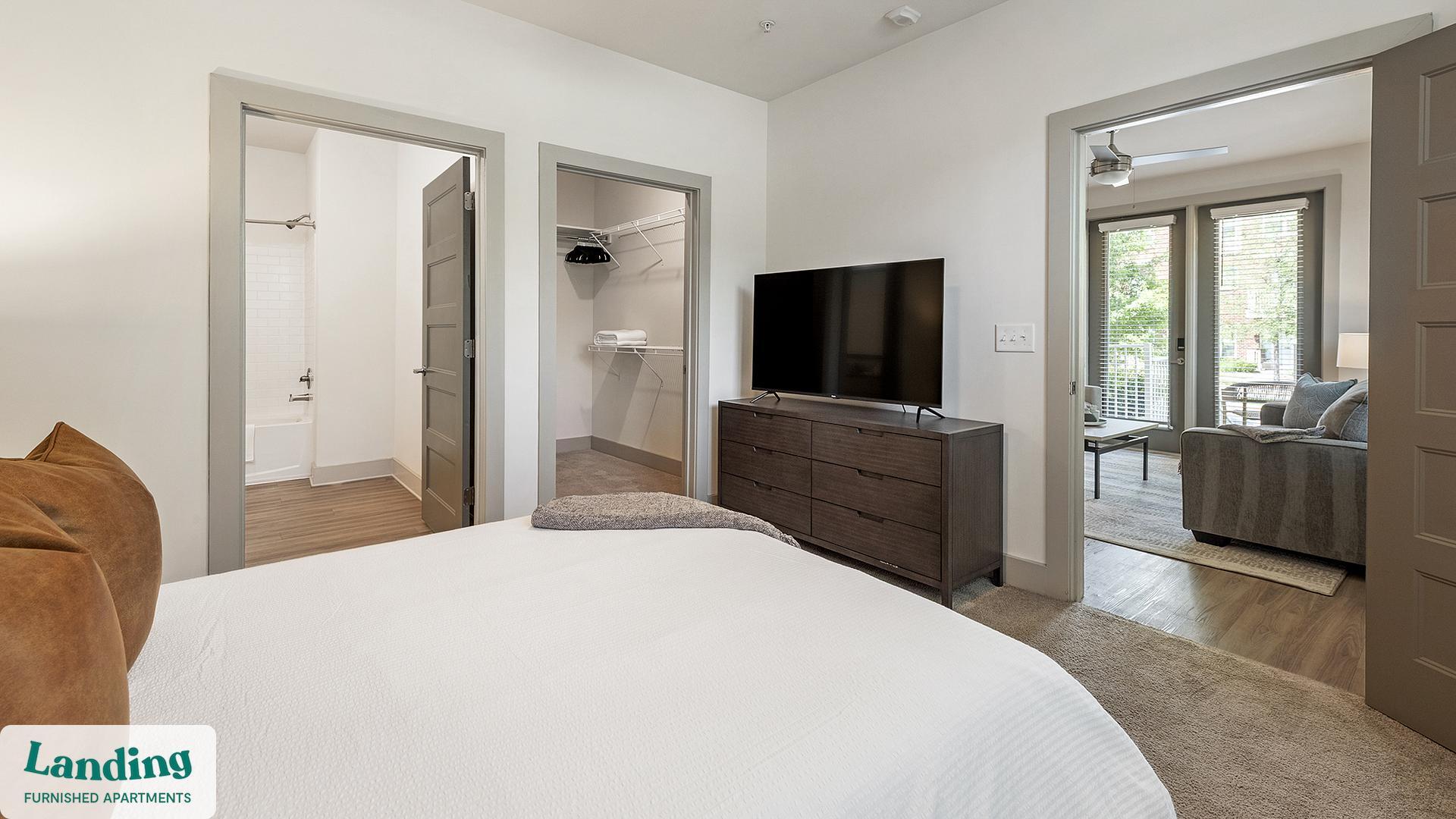 Building Photo - 5025 Wembley Central Ln