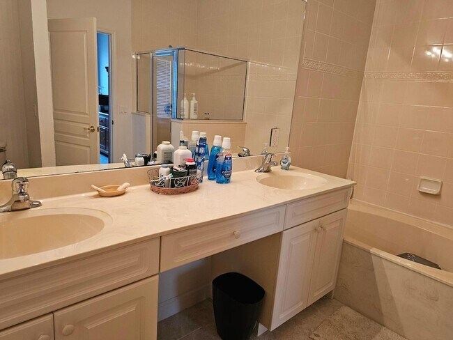 Building Photo - 10451 SW Academic Way