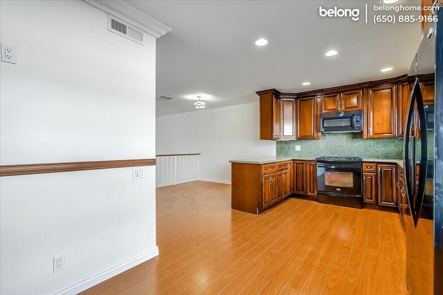 Building Photo - 20224 Sherman Way