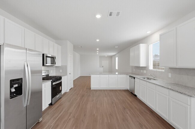 Building Photo - 2405 Bray Head Dr
