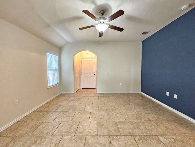 Building Photo - 5601 Little Theater Bend