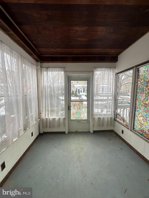 Building Photo - 613 Geddes St