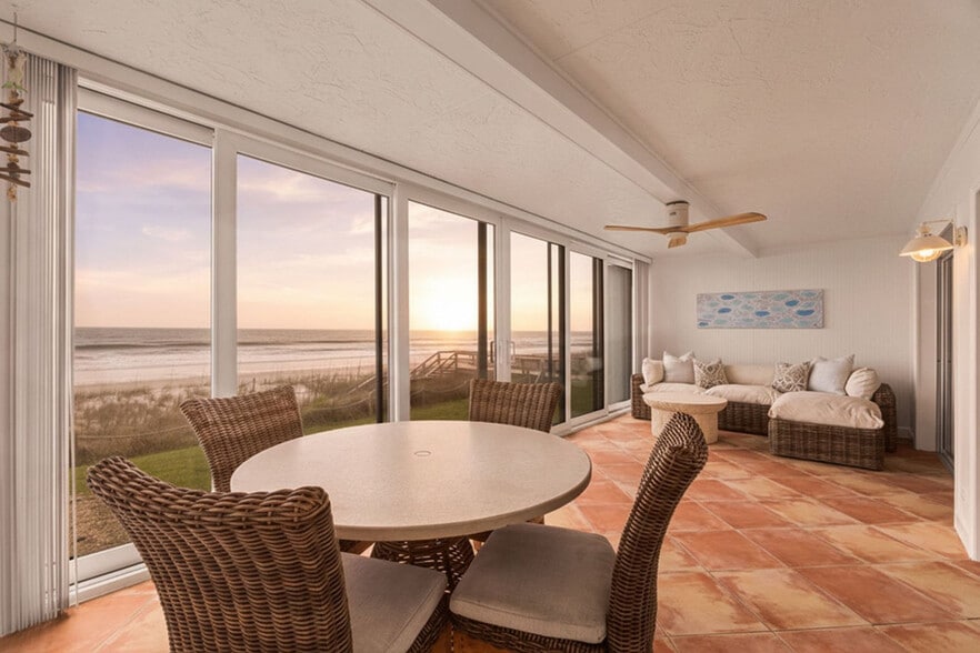 Building Photo - 665 Ponte Vedra Blvd