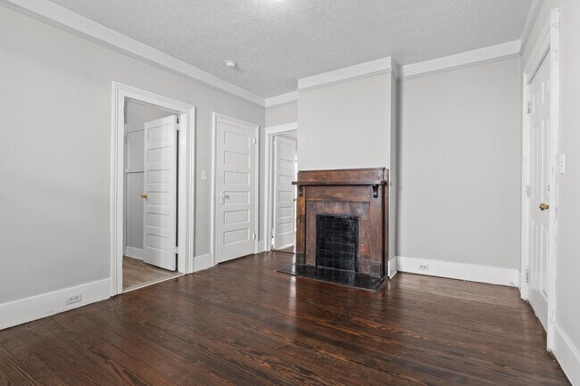 Building Photo - 1734 Fenwick St