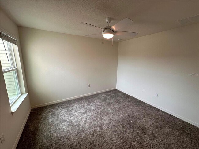 Building Photo - 5844 Soter Ln