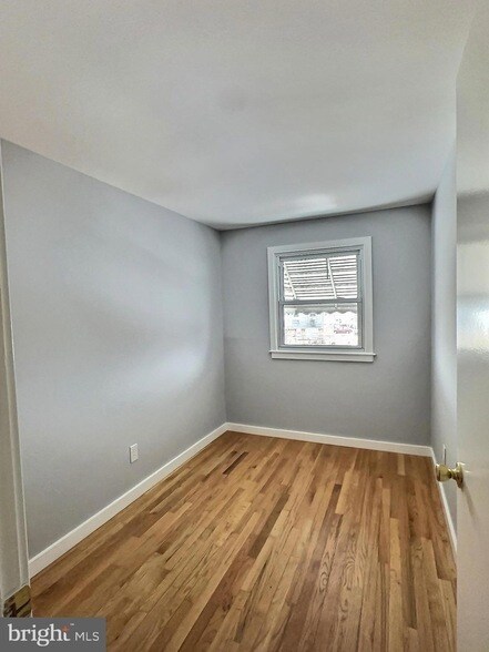 Building Photo - 3633 Clarenell Rd