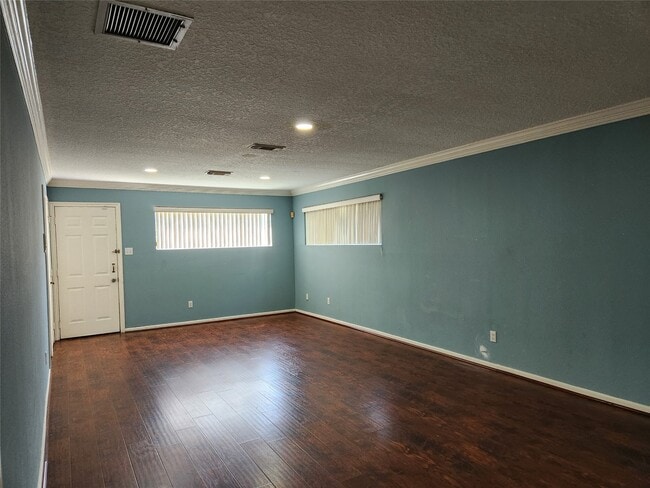 Building Photo - 5903 Green Falls Dr