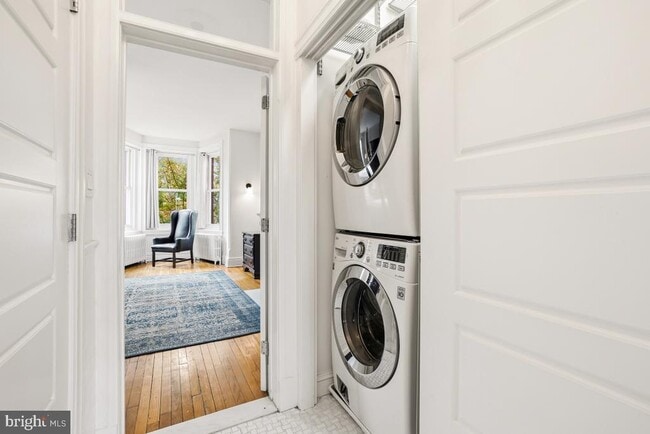 Building Photo - 1339 T St NW