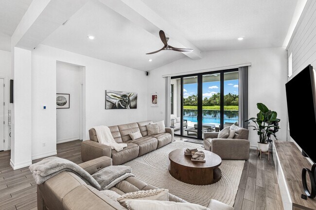 Building Photo - 8795 Grand Prix Ln