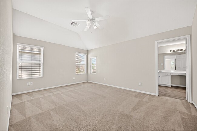 Building Photo - 3031 View Valley Trail