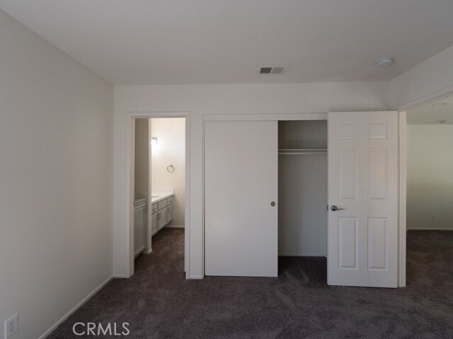 Building Photo - 840 S Orchid Ln