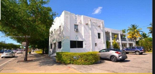 Building Photo - 8411 Biscayne Blvd
