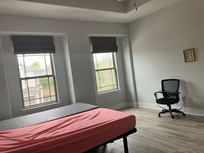 Building Photo - 4001 Cusco Ln