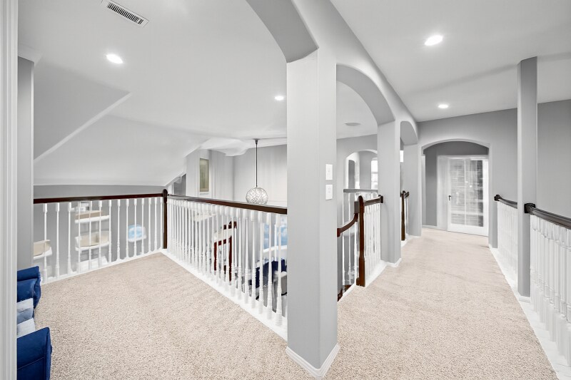 Building Photo - 10822 Cornwall Ln