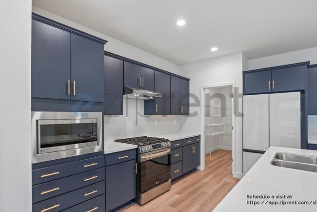 Building Photo - 4203 Randa Wy