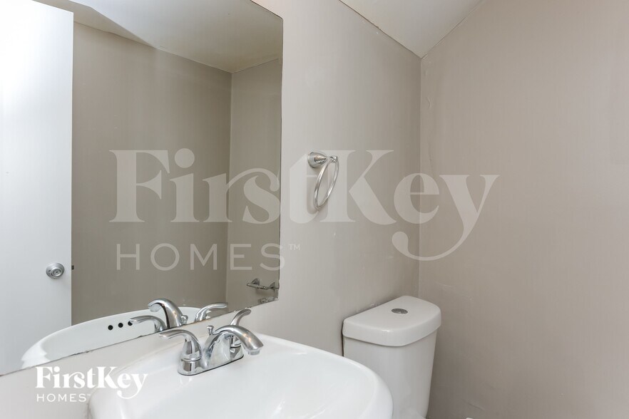 Building Photo - 4278 Autumn Hill Dr