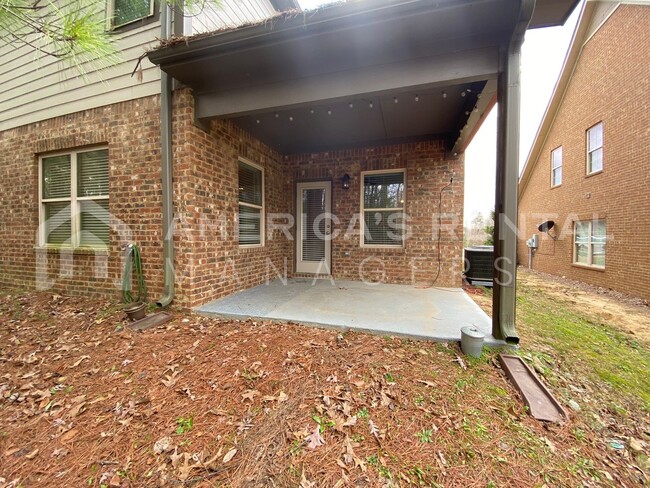 Building Photo - Townhome for rent in Gardendale!!! Availab...