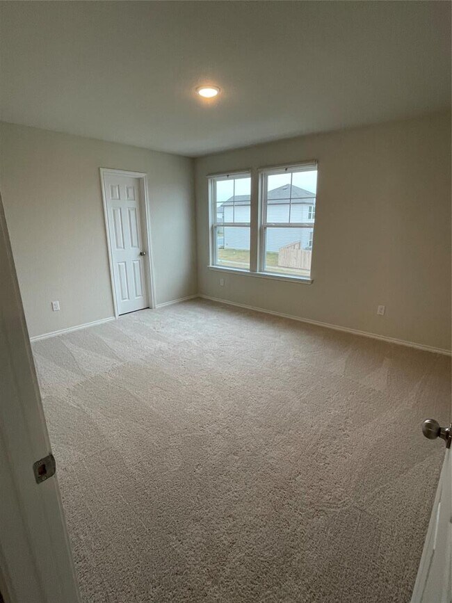 Building Photo - 443 Autumn Blaze