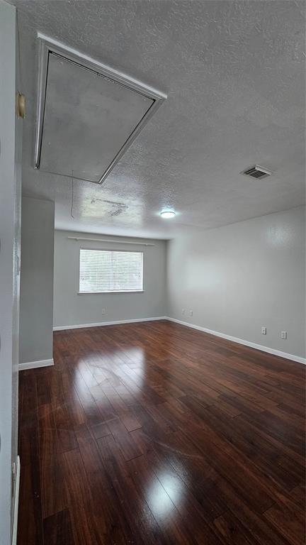 Building Photo - 8435 Battleoak Dr