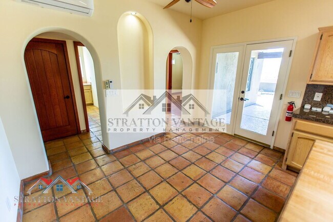 Building Photo - 39614 N 7th St