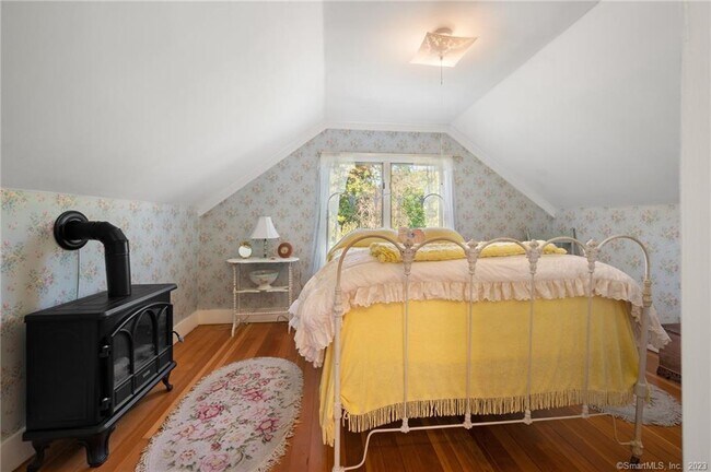 Building Photo - 6 East St