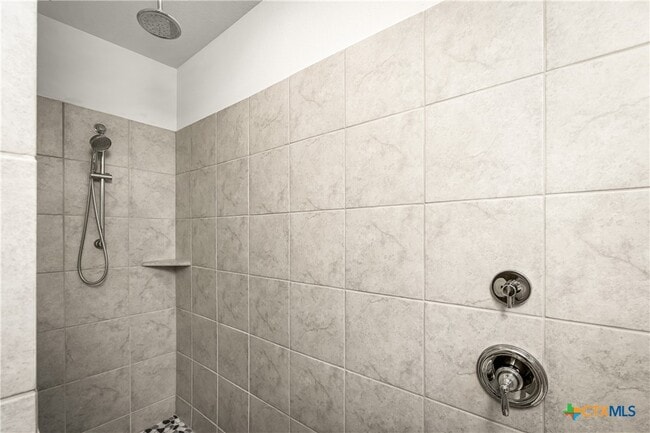 Building Photo - 2263 Bluewood St