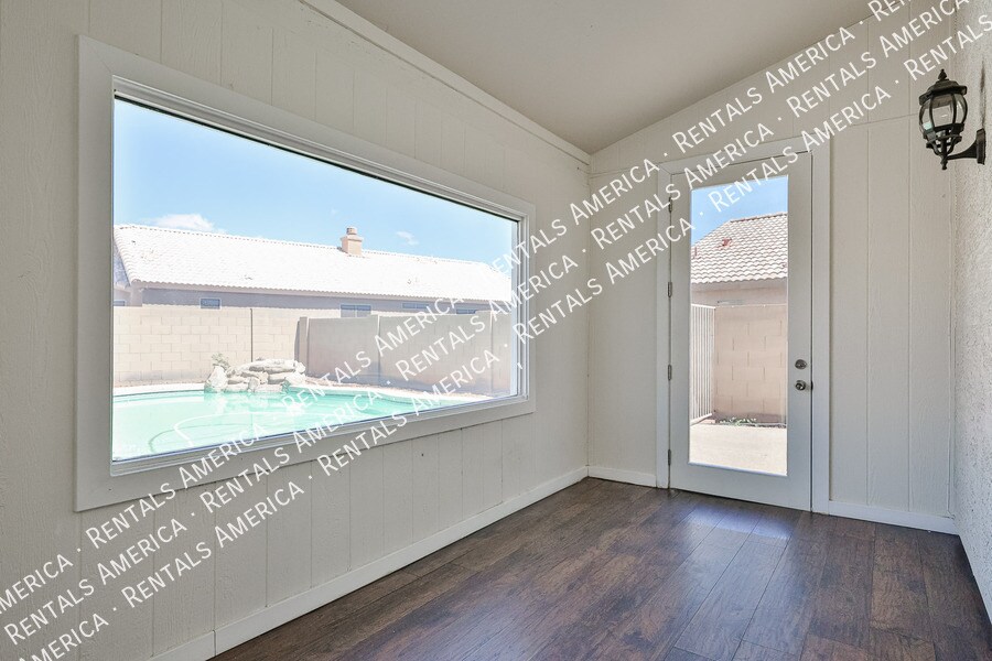 Building Photo - 16176 W Statler St