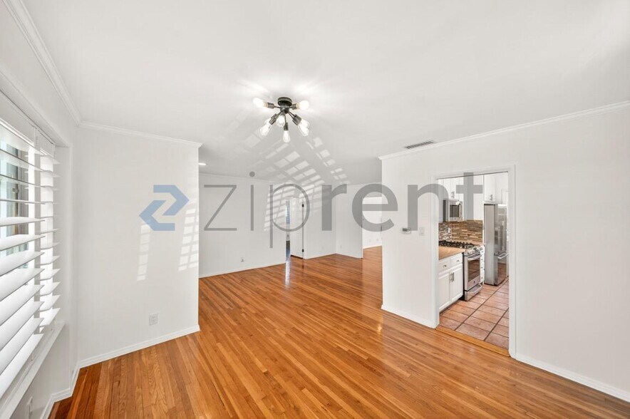 Building Photo - 1020 Felbar Ave