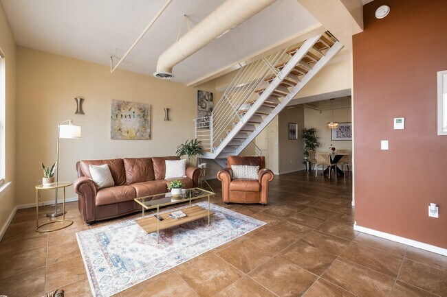 Building Photo - 219 Central Ave NW