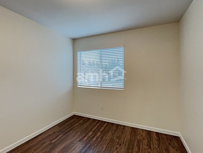 Building Photo - 1634 180th St Ct E