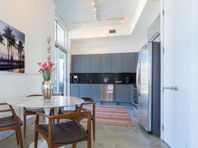 Building Photo - 2001 Meridian Ave