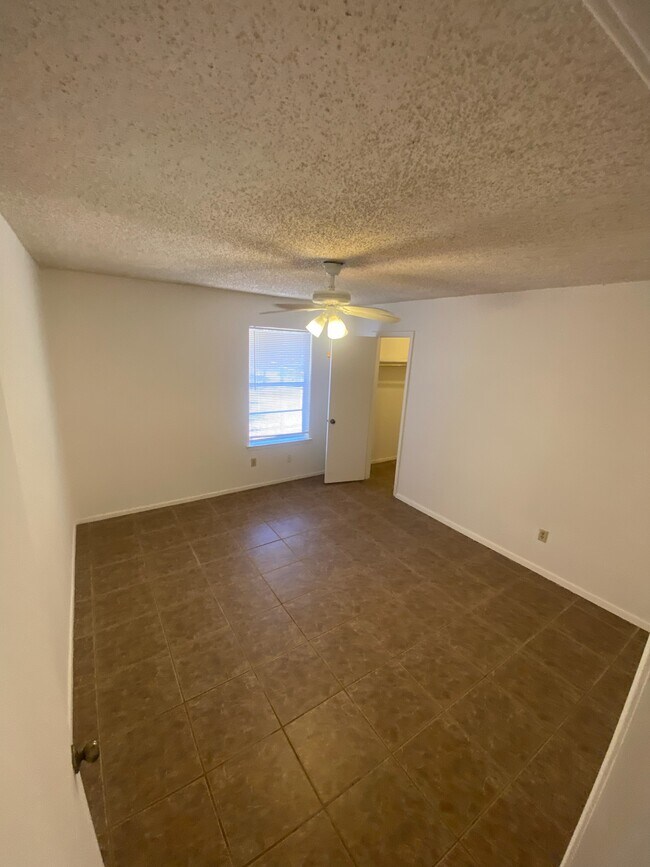 Building Photo - 111 Ramada Ave