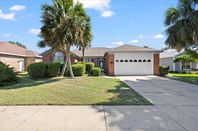 Building Photo - West Destin Pool Home Available Now!!