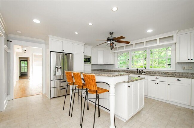 Building Photo - 3579 Midvale Forest Ct