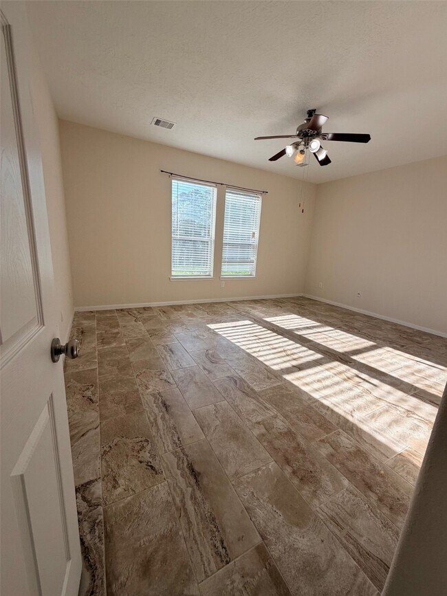 Building Photo - 14035 Mohave Way Dr