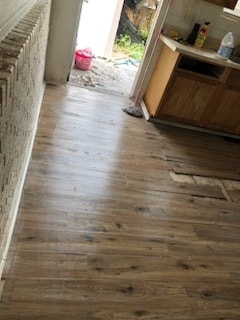 Building Photo - 1807 Maple Dr