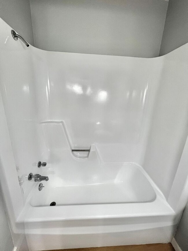 Building Photo - Myers Court