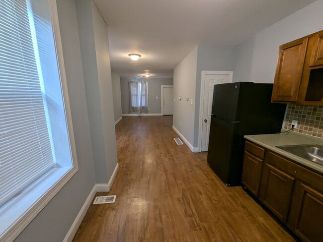 Building Photo - Beautiful Home - Cobbs Creek