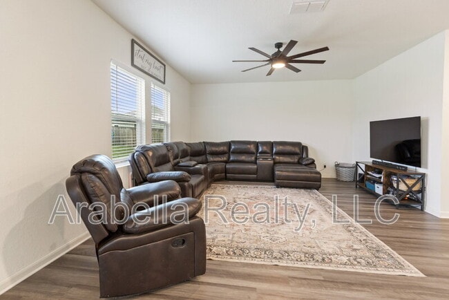 Building Photo - 8429 Falcon Meadow Dr