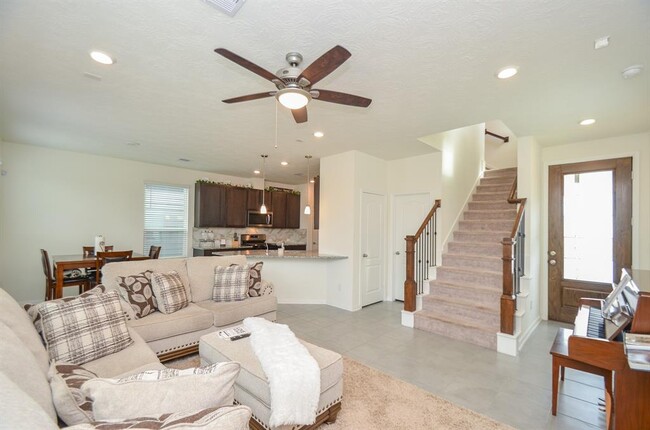 Building Photo - 11624 Moonstruck Ln