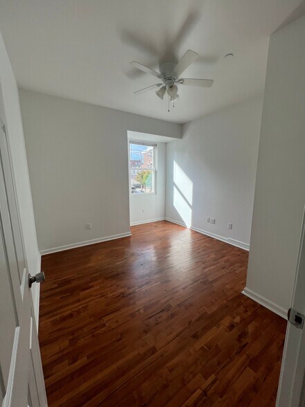 Building Photo - 601 N 39th St