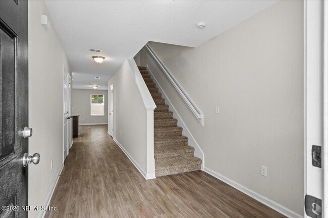 Building Photo - 8206 Halls Hammock Ct