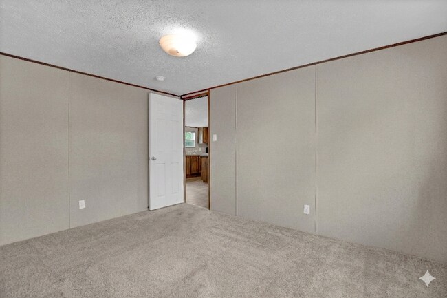 Building Photo - 233 Old Folkstone Rd